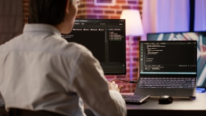Apa itu Full Stack Developer? Keahlian Apa Saja yang Harus Dikuasai
